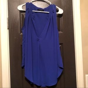 Blue Sleeveless Olivaceous Top